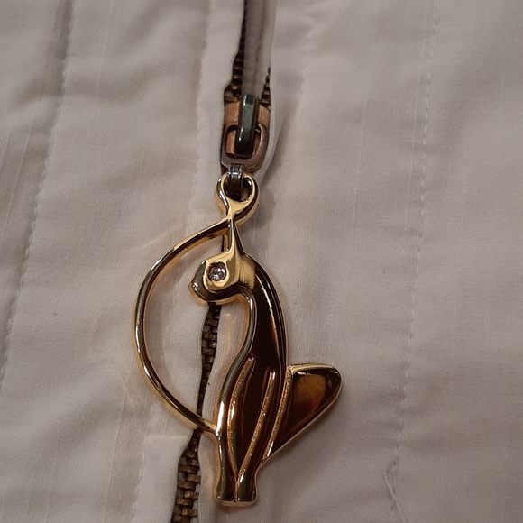 Top - Picture 7 of 10